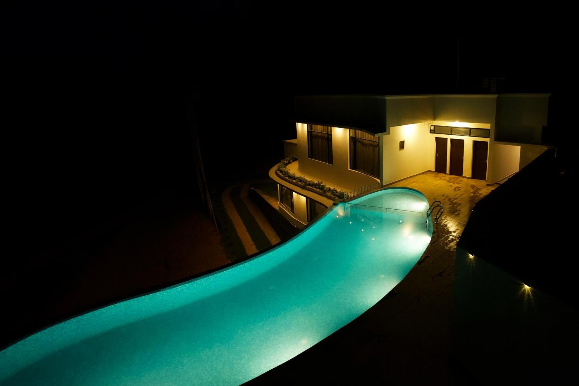 Hotel Serene Aqua Hills Kozhikode Mennanyam Zewnętrze zdjęcie