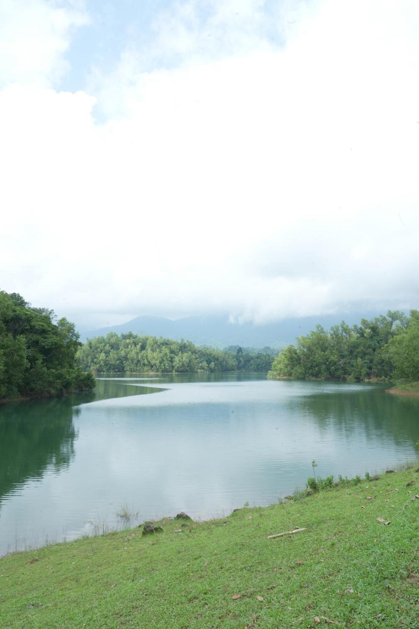 Hotel Serene Aqua Hills Kozhikode Mennanyam Zewnętrze zdjęcie