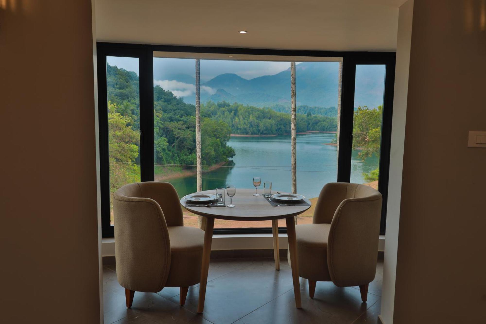 Hotel Serene Aqua Hills Kozhikode Mennanyam Zewnętrze zdjęcie